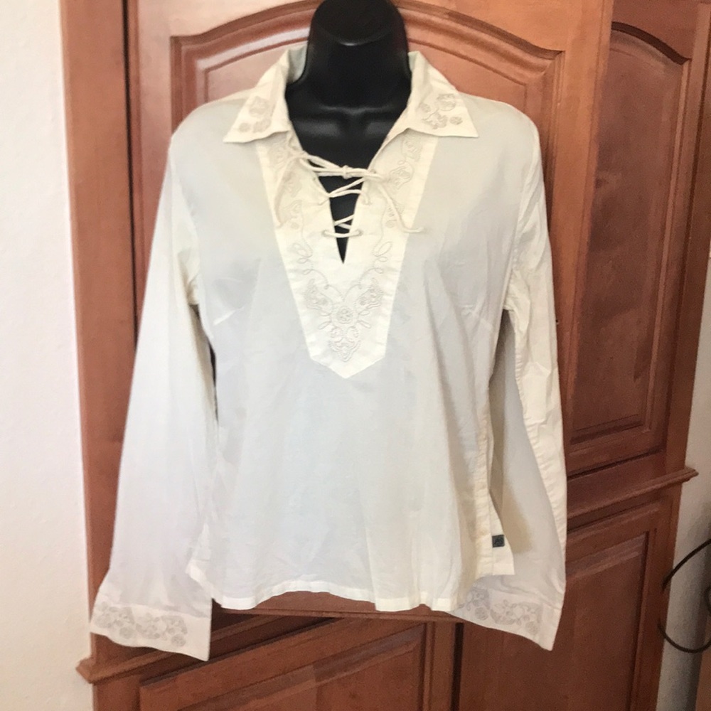 The North Face | Embroidered Long Sleeve Blouse